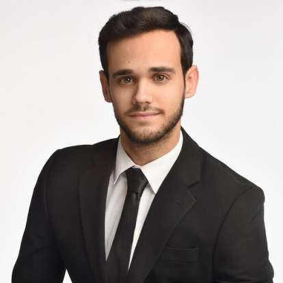 Manny De La Cruz Headshot